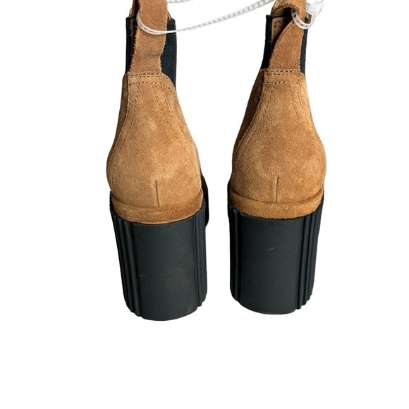 NWOT Gianni Bini Ryker Suede Lug Sole Platform Booties Size 9.5 - Picture 6 of 9